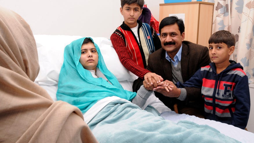 APTOPIX Britain Pakis_Leff.jpg
